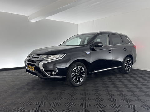 Mitsubishi Outlander 2.0 PHEV Executive Edition Aut.  *LEATHER-MICROFIBRE | NAVI-FULLMAP | KEYLESS | CAMERA | HEATED-COMFORTSEATS | ECC | PDC | CRUISE | 18''ALU | TOWBAR*