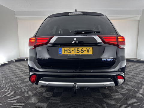 Mitsubishi Outlander 2.0 PHEV Executive Edition Aut.  *LEATHER-MICROFIBRE | NAVI-FULLMAP | KEYLESS | CAMERA | HEATED-COMFORTSEATS | ECC | PDC | CRUISE | 18''ALU | TOWBAR*