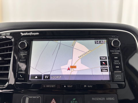 Mitsubishi Outlander 2.0 PHEV Executive Edition Aut.  *LEATHER-MICROFIBRE | NAVI-FULLMAP | KEYLESS | CAMERA | HEATED-COMFORTSEATS | ECC | PDC | CRUISE | 18''ALU | TOWBAR*