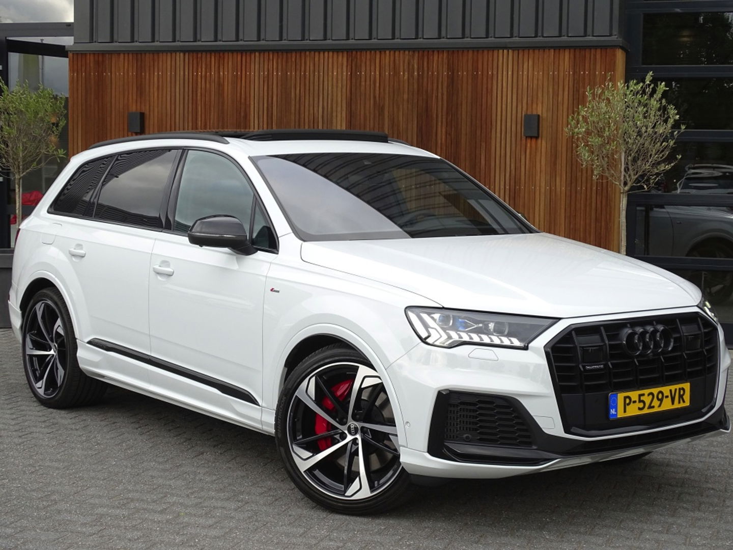 Audi Q7 60 TFSIe Competition 462PK / B&O / Laser / Nachtzicht / Massage