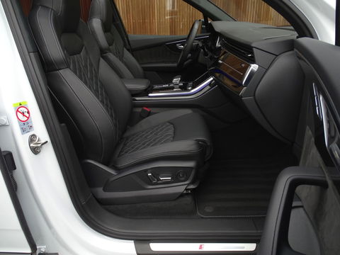Audi Q7 60 TFSIe Competition 462PK / B&O / Laser / Nachtzicht / Massage