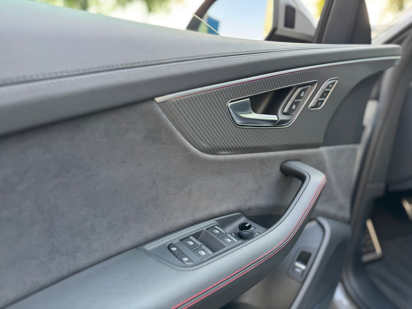Audi RSQ8 4.0 TFSI Quattro|Pano|Massage|B&O|Head-Up|Memory|Luchtvering|Camera|Leder|600PK