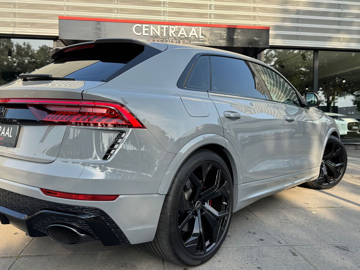 Audi RSQ8 4.0 TFSI Quattro|Pano|Massage|B&O|Head-Up|Memory|Luchtvering|Camera|Leder|600PK