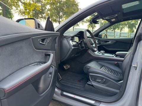 Audi RSQ8 4.0 TFSI Quattro|Pano|Massage|B&O|Head-Up|Memory|Luchtvering|Camera|Leder|600PK