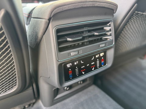 Audi RSQ8 4.0 TFSI Quattro|Pano|Massage|B&O|Head-Up|Memory|Luchtvering|Camera|Leder|600PK