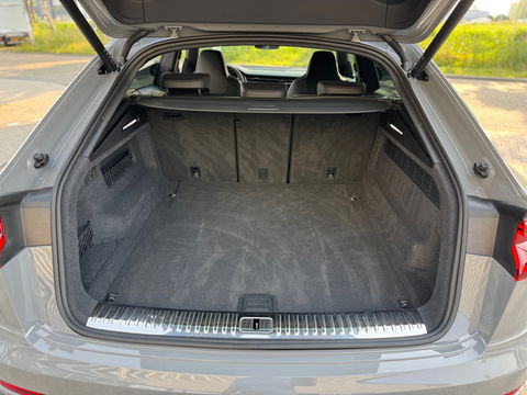 Audi RSQ8 4.0 TFSI Quattro|Pano|Massage|B&O|Head-Up|Memory|Luchtvering|Camera|Leder|600PK
