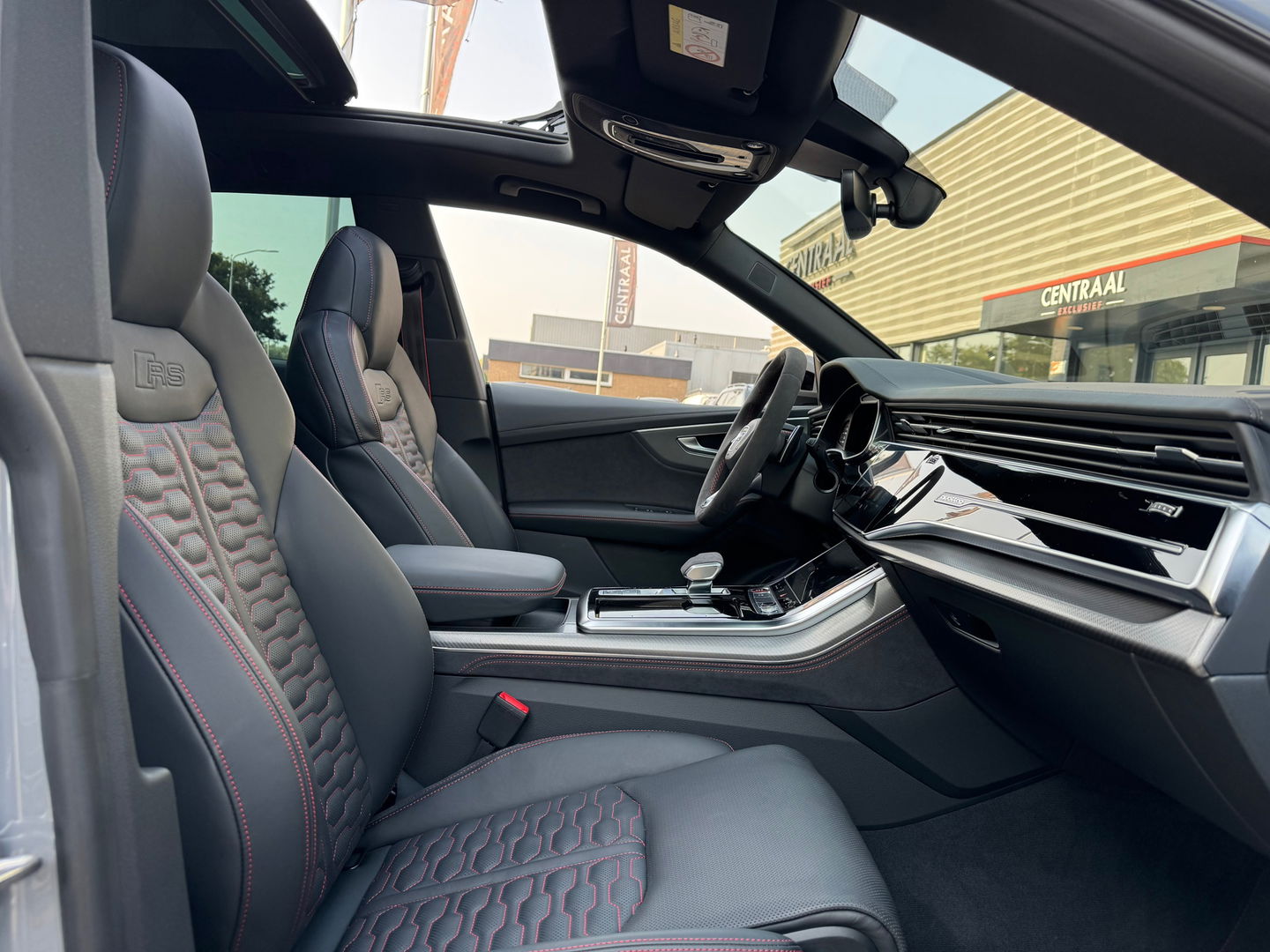 Audi RSQ8 4.0 TFSI Quattro|Pano|Massage|B&O|Head-Up|Memory|Luchtvering|Camera|Leder|600PK