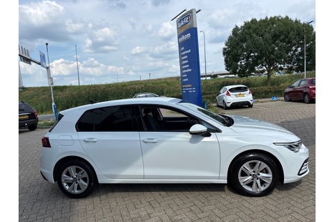 Volkswagen Golf 1.5 TSI STYLE PLUS AIRCO NAVI LMV PDC WINTERPACK
