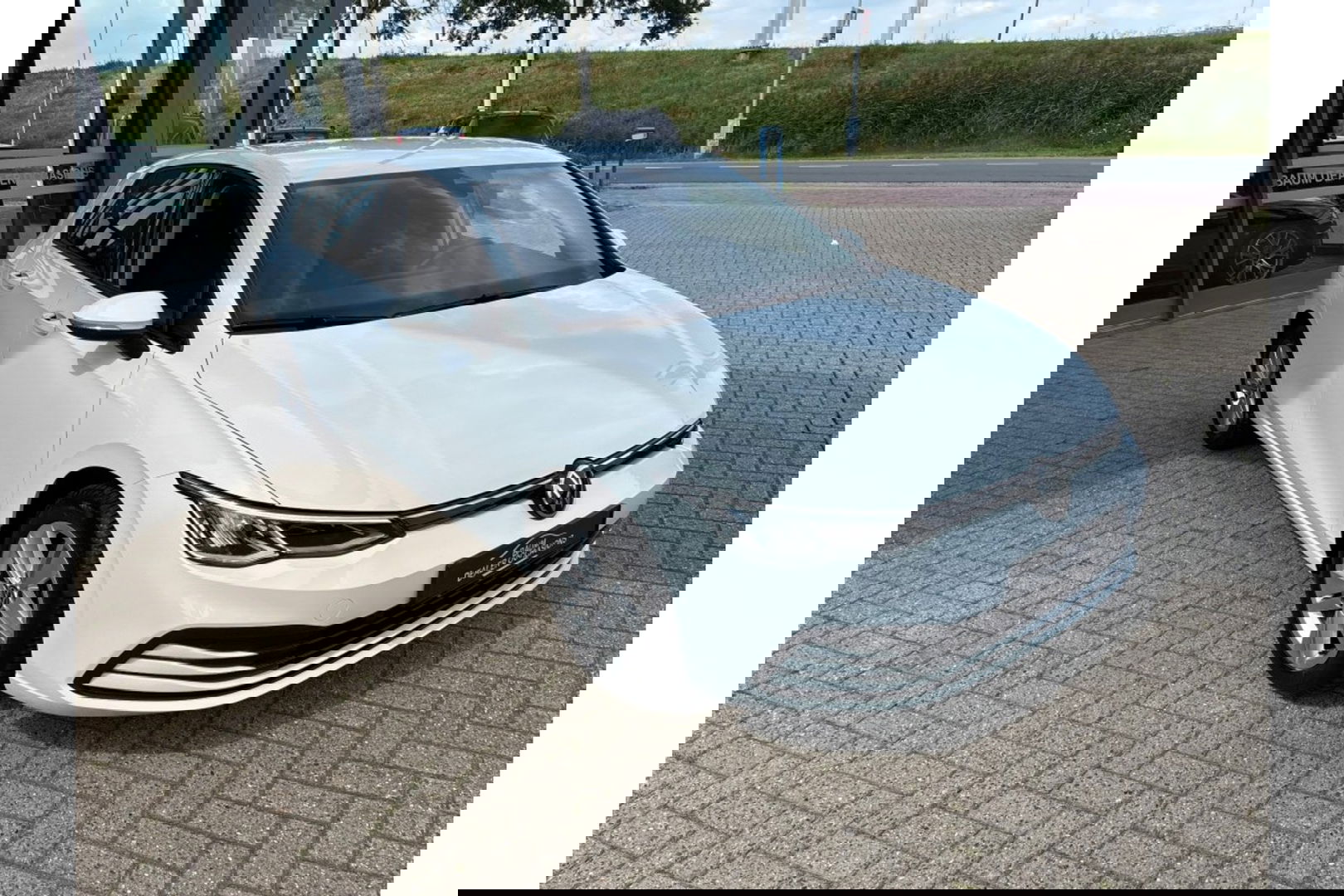 Volkswagen Golf 1.5 TSI STYLE PLUS AIRCO NAVI LMV PDC WINTERPACK