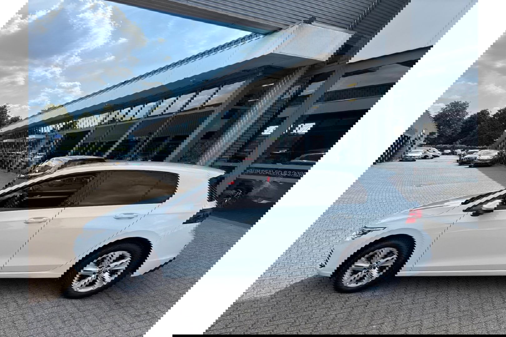 Volkswagen Golf 1.5 TSI STYLE PLUS AIRCO NAVI LMV PDC WINTERPACK