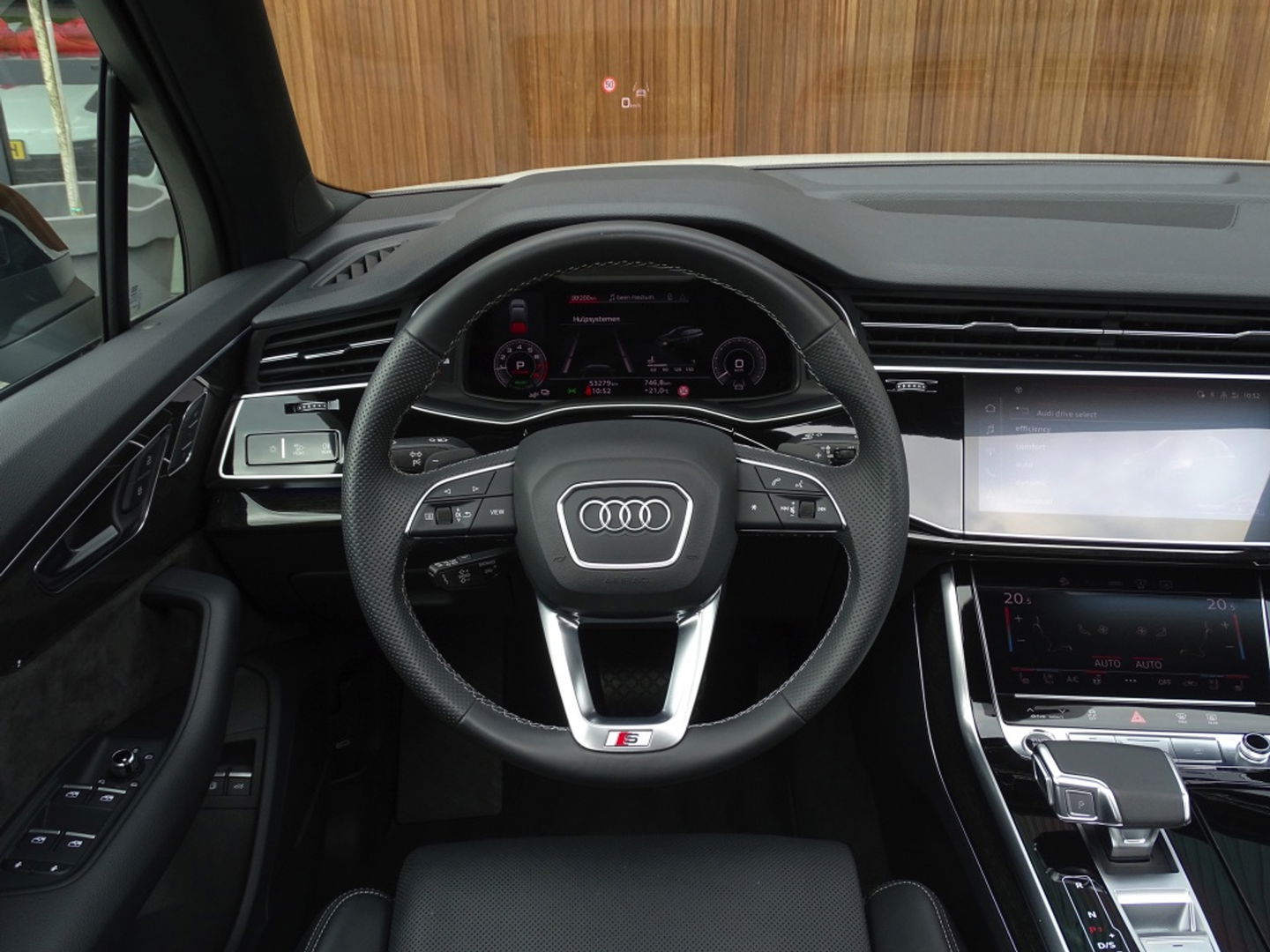 Audi Q7 60 TFSIe Competition 462PK / B&O / Laser / Nachtzicht / Massage