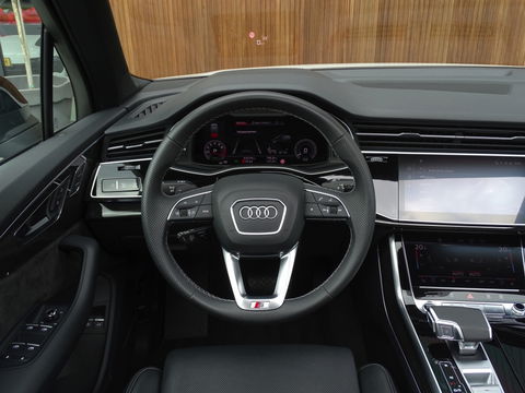 Audi Q7 60 TFSIe Competition 462PK / B&O / Laser / Nachtzicht / Massage