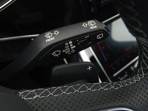 Audi Q7 60 TFSIe Competition 462PK / B&O / Laser / Nachtzicht / Massage