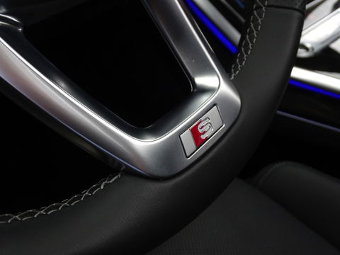 Audi Q7 60 TFSIe Competition 462PK / B&O / Laser / Nachtzicht / Massage