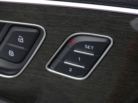 Audi Q7 60 TFSIe Competition 462PK / B&O / Laser / Nachtzicht / Massage