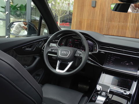 Audi Q7 60 TFSIe Competition 462PK / B&O / Laser / Nachtzicht / Massage