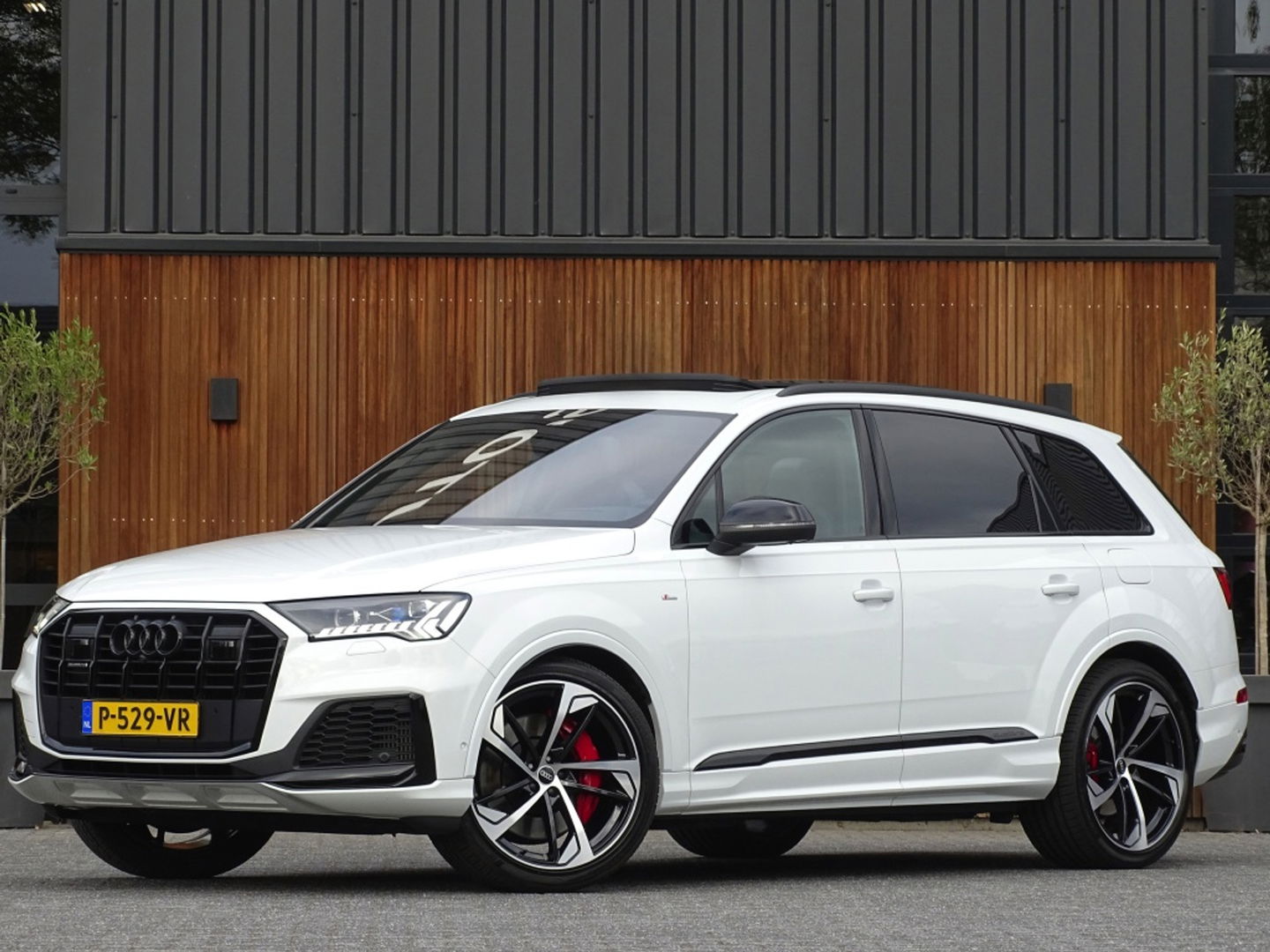 Audi Q7 60 TFSIe Competition 462PK / B&O / Laser / Nachtzicht / Massage