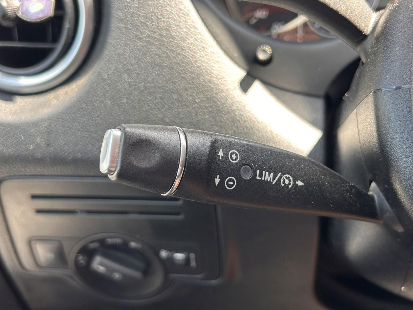 Mercedes-Benz Vito 114 CDI Lang DC LEDER | LUXE RADIO | LED
