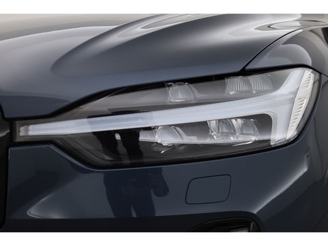 Volvo XC60 2.0 T8 Plug-in hybrid AWD Plus Dark | Pano | Standkachel | ACC | Blis | H&K  audio | Sportstoelen met mem. |