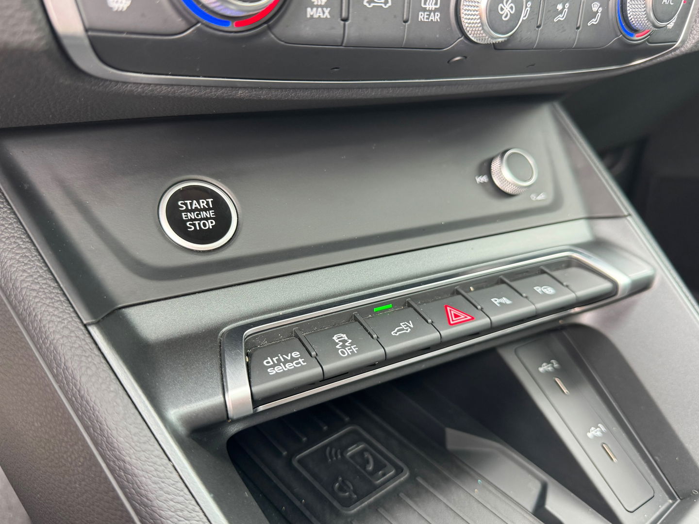 Audi Q3 Sportback 45 TFSI e S-Line 245PK|Pano|ACC|Matrix|Keyless|Pdc|Virtual Cockpit|Stoelverwarming