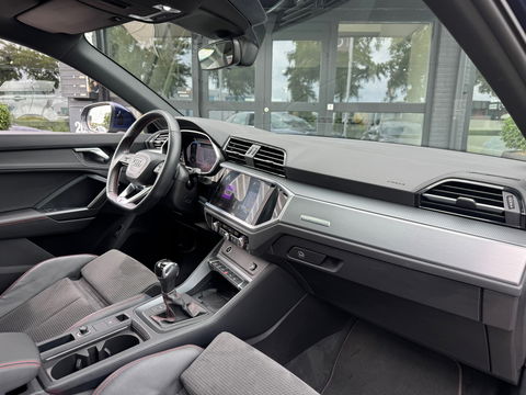 Audi Q3 Sportback 45 TFSI e S-Line 245PK|Pano|ACC|Matrix|Keyless|Pdc|Virtual Cockpit|Stoelverwarming
