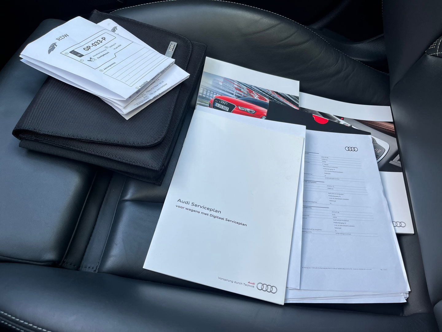 Audi RS3 Sportback 2.5 TFSI Quattro|Pano|B&O|Schaalstoelen|Camera|ACC|NL-Auto|Keyless|Leder|367PK