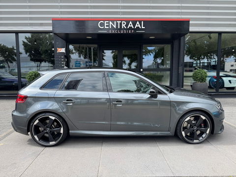 Audi RS3 Sportback 2.5 TFSI Quattro|Pano|B&O|Schaalstoelen|Camera|ACC|NL-Auto|Keyless|Leder|367PK