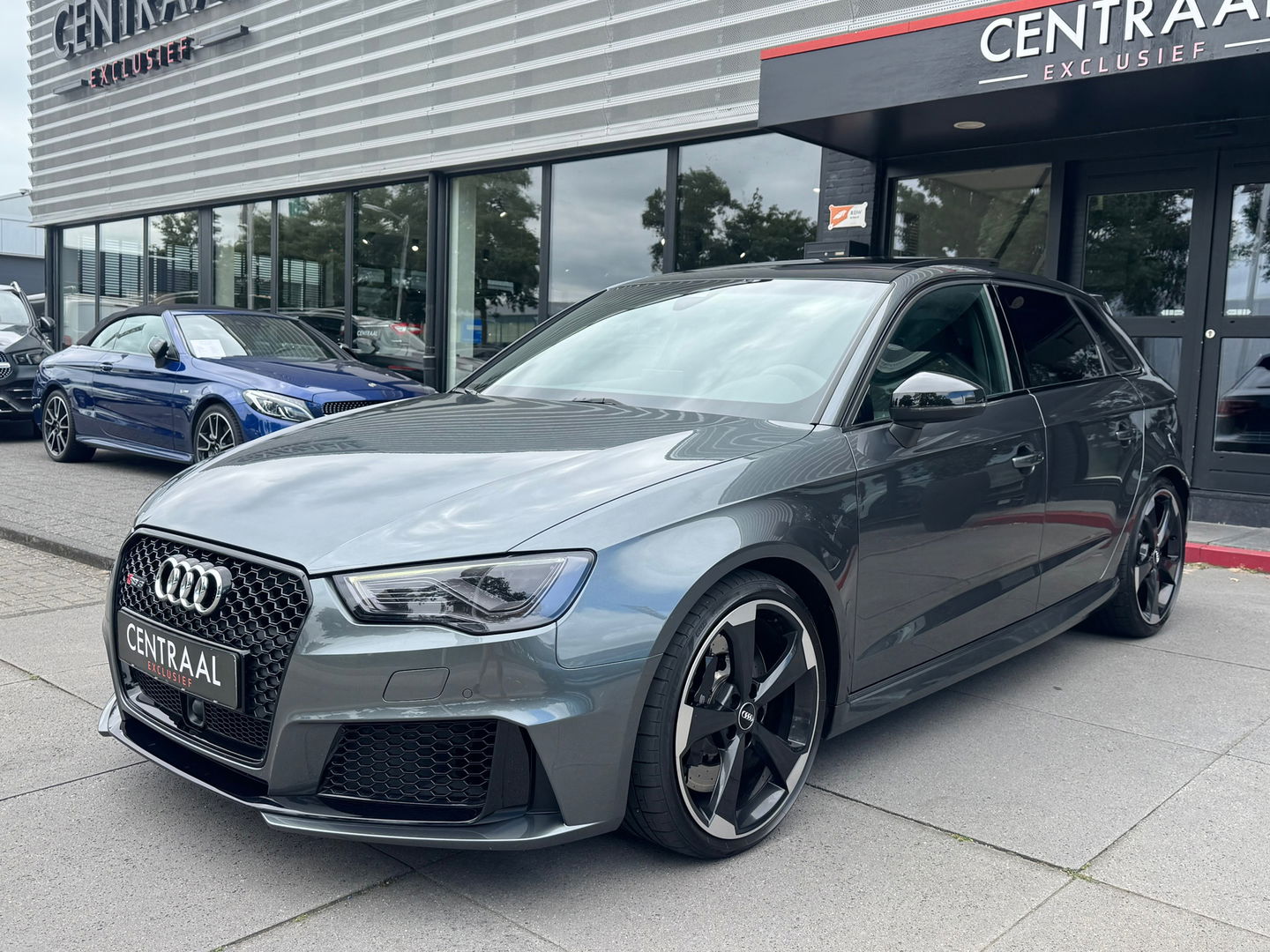 Audi RS3 Sportback 2.5 TFSI Quattro|Pano|B&O|Schaalstoelen|Camera|ACC|NL-Auto|Keyless|Leder|367PK
