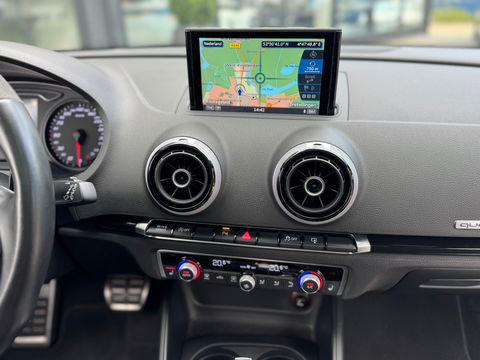 Audi RS3 Sportback 2.5 TFSI Quattro|Pano|B&O|Schaalstoelen|Camera|ACC|NL-Auto|Keyless|Leder|367PK