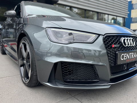 Audi RS3 Sportback 2.5 TFSI Quattro|Pano|B&O|Schaalstoelen|Camera|ACC|NL-Auto|Keyless|Leder|367PK