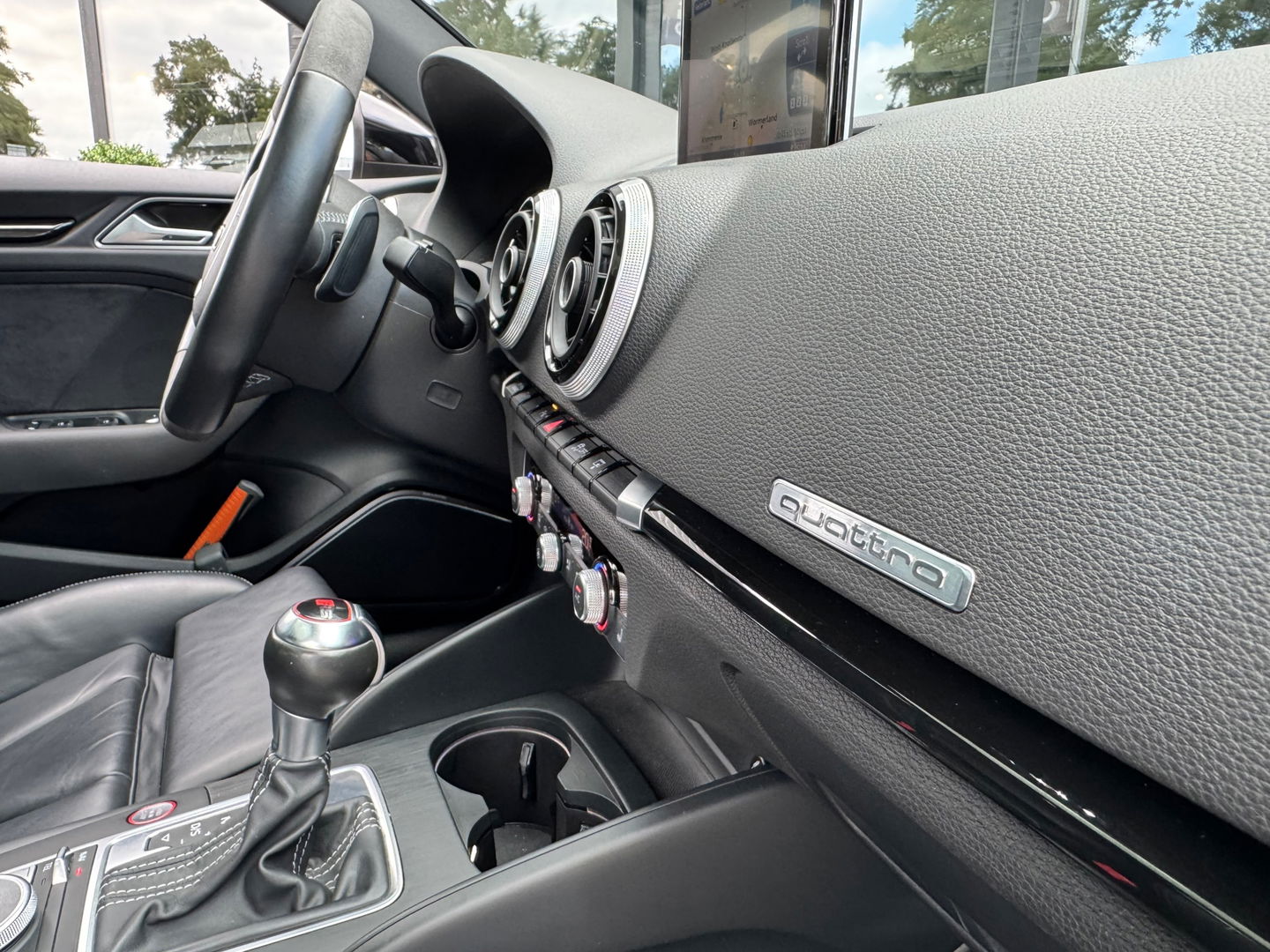 Audi RS3 Sportback 2.5 TFSI Quattro|Pano|B&O|Schaalstoelen|Camera|ACC|NL-Auto|Keyless|Leder|367PK