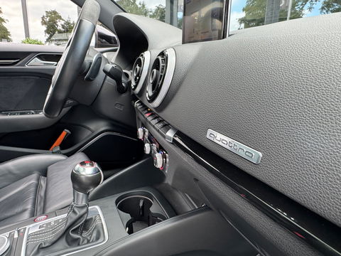 Audi RS3 Sportback 2.5 TFSI Quattro|Pano|B&O|Schaalstoelen|Camera|ACC|NL-Auto|Keyless|Leder|367PK