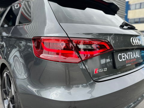 Audi RS3 Sportback 2.5 TFSI Quattro|Pano|B&O|Schaalstoelen|Camera|ACC|NL-Auto|Keyless|Leder|367PK