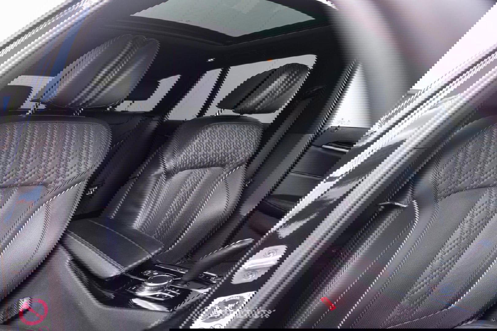 BMW 5 Serie Touring 520d High Executive | HUD | Stoelkoeling | Adaptive onderstel | Panorama | Nappa leder | Extended leather | volle auto |
