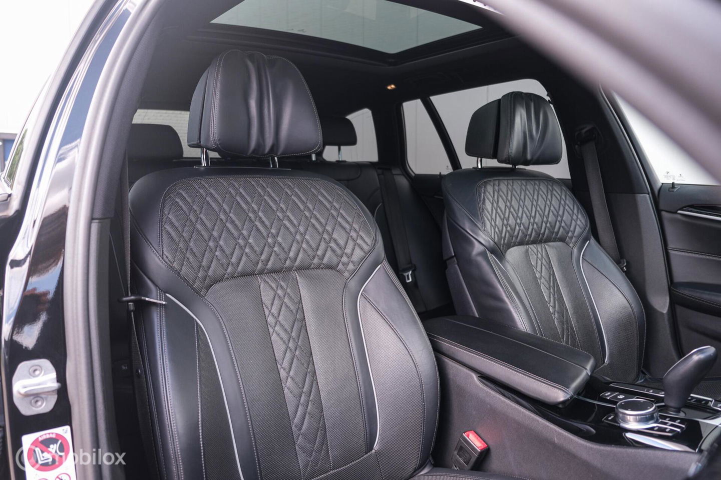 BMW 5 Serie Touring 520d High Executive | HUD | Stoelkoeling | Adaptive onderstel | Panorama | Nappa leder | Extended leather | volle auto |