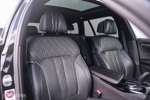 BMW 5 Serie Touring 520d High Executive | HUD | Stoelkoeling | Adaptive onderstel | Panorama | Nappa leder | Extended leather | volle auto |
