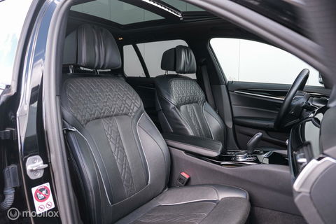 BMW 5 Serie Touring 520d High Executive | HUD | Stoelkoeling | Adaptive onderstel | Panorama | Nappa leder | Extended leather | volle auto |