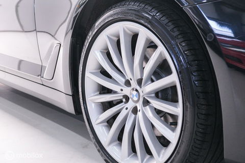 BMW 5 Serie Touring 520d High Executive | HUD | Stoelkoeling | Adaptive onderstel | Panorama | Nappa leder | Extended leather | volle auto |