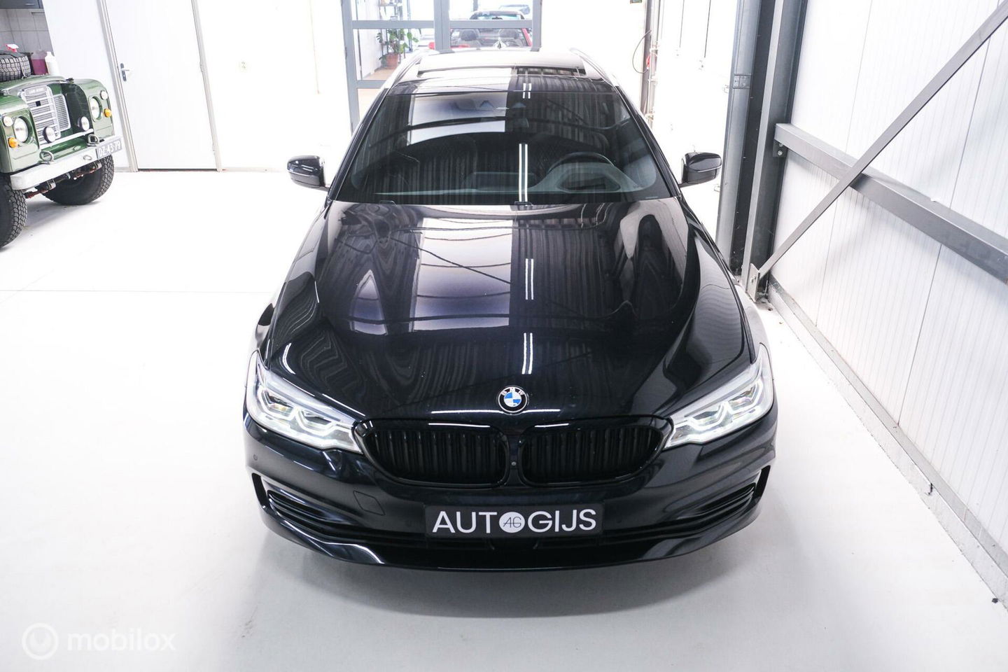 BMW 5 Serie Touring 520d High Executive | HUD | Stoelkoeling | Adaptive onderstel | Panorama | Nappa leder | Extended leather | volle auto |