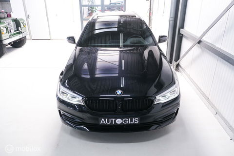 BMW 5 Serie Touring 520d High Executive | HUD | Stoelkoeling | Adaptive onderstel | Panorama | Nappa leder | Extended leather | volle auto |