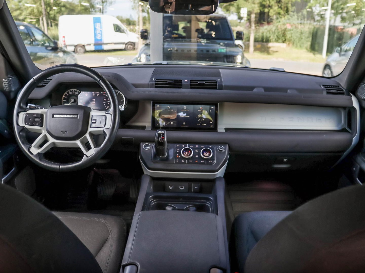 Land Rover Defender Hard Top 3.0 D200 90 X-Dynamic SE | Luchtvering | Trekhaak | 41.000 km!
