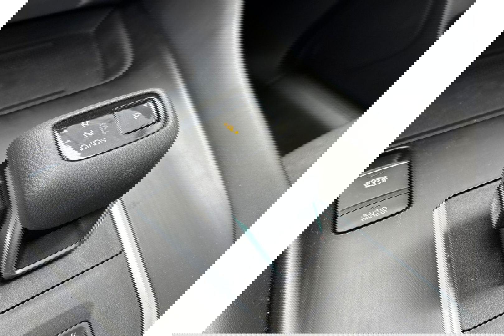 Nissan QASHQAI 1.3 MHEV X N-CONNECTA AUTOMAAT WIDESCREEN LMV CAMERA360GR