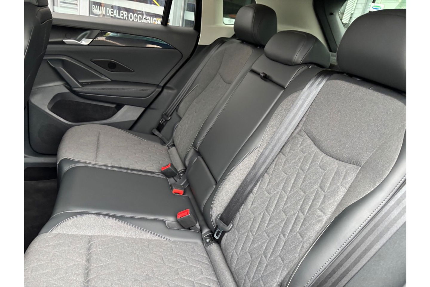Volkswagen Tiguan 1.5 ETSI AUTOMAAT BUSINESS NAVI LMV VIRTUALCOCKPIT
