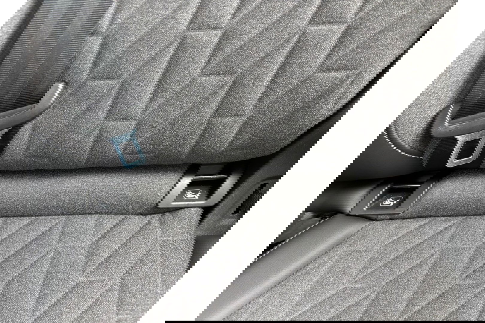 Volkswagen Tiguan 1.5 ETSI AUTOMAAT BUSINESS NAVI LMV VIRTUALCOCKPIT