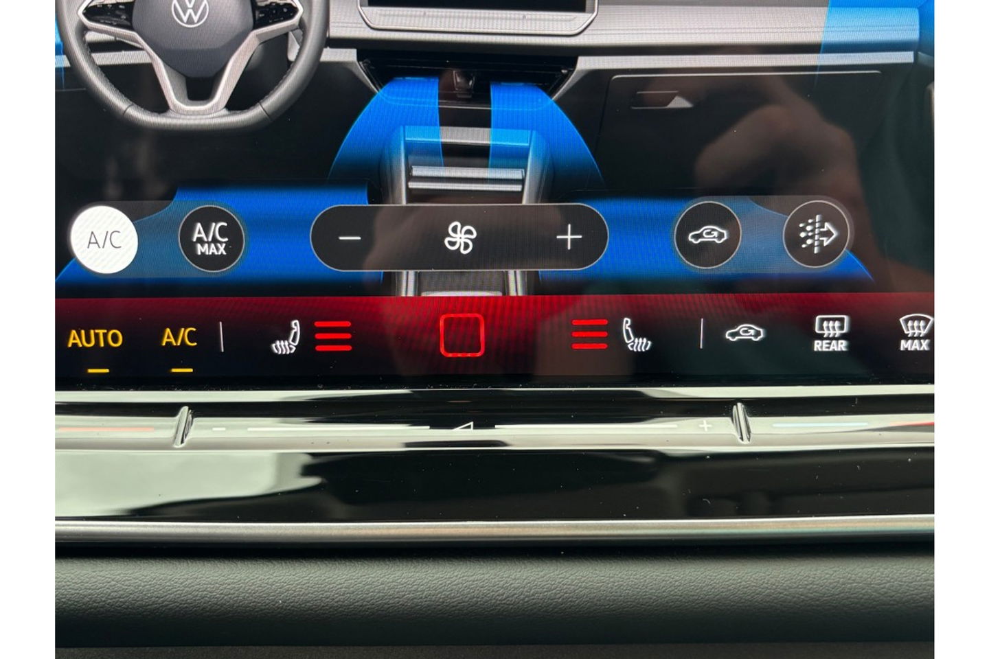 Volkswagen Tiguan 1.5 ETSI AUTOMAAT BUSINESS NAVI LMV VIRTUALCOCKPIT