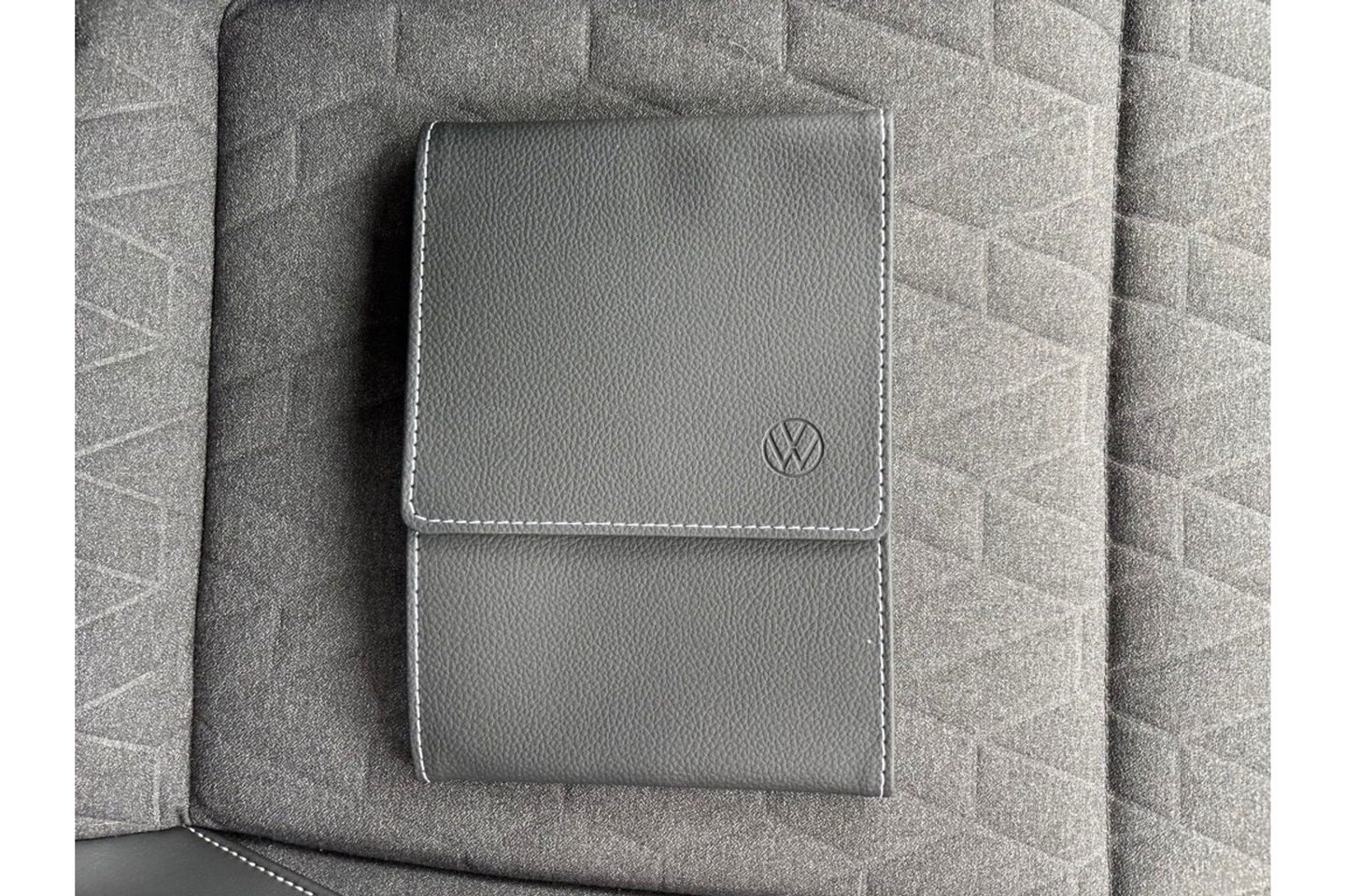 Volkswagen Tiguan 1.5 ETSI AUTOMAAT BUSINESS NAVI LMV VIRTUALCOCKPIT