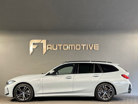 BMW 3 Serie Touring 330e M Sport Pano|H/K|HuD|Memory|Laser