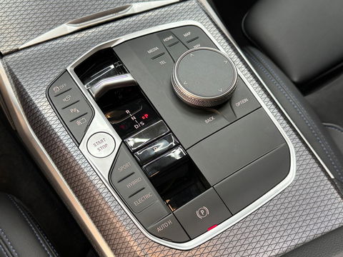 BMW 3 Serie Touring 330e M Sport Pano|H/K|HuD|Memory|Laser