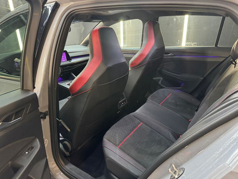 Volkswagen Golf 2.0 TSI GTI Clubsport Pano|IQ|Sfeer|Camera