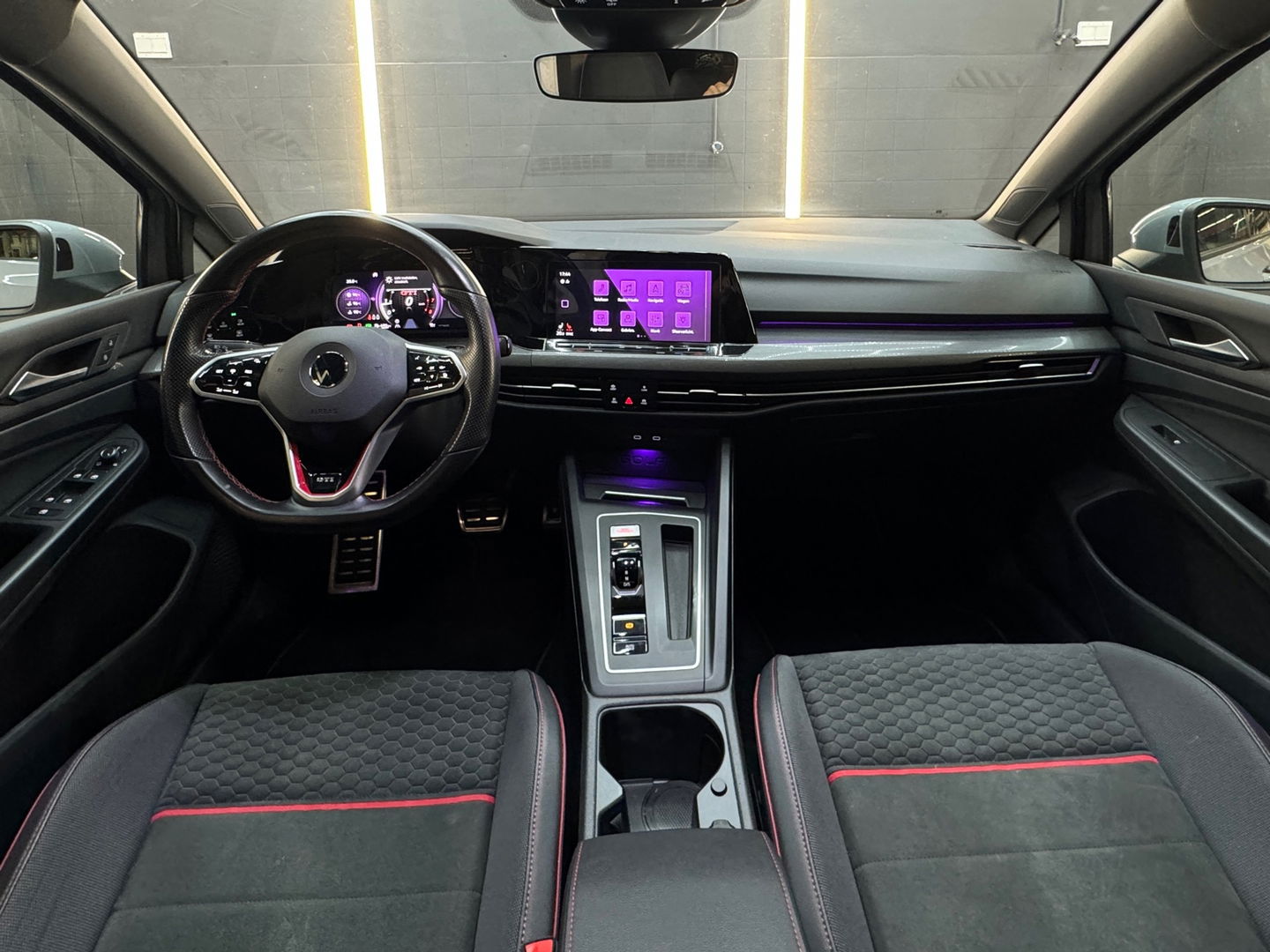 Volkswagen Golf 2.0 TSI GTI Clubsport Pano|IQ|Sfeer|Camera